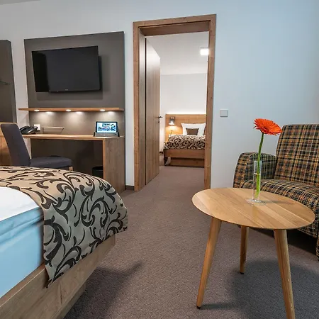 Hotel Hofgut Sternen - Ravennaschlucht 4*