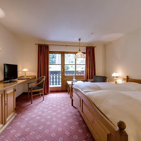Hofgut Sternen - Ravennaschlucht Hotel 4*