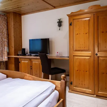 Hofgut Sternen - Ravennaschlucht 4*