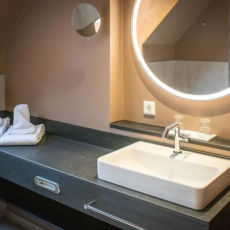 Hofgut Sternen - Ravennaschlucht 酒店 4*