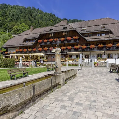 Hofgut Sternen - Ravennaschlucht ホテル