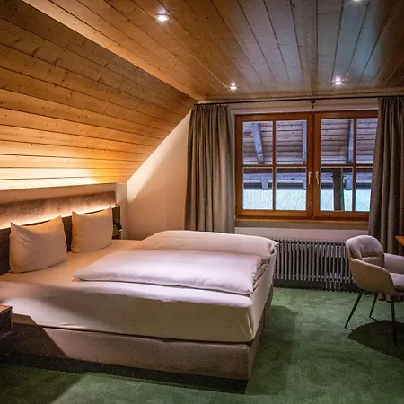 Hotell Hofgut Sternen - Ravennaschlucht 4*